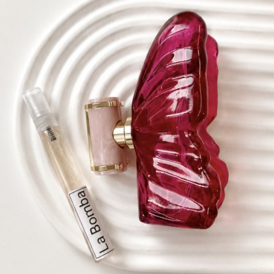 عطر ادکلن کارولینا هررا لا بومبا (دکانت 10میل)  مسترکوالیتی Carolina Herrera La Bomba