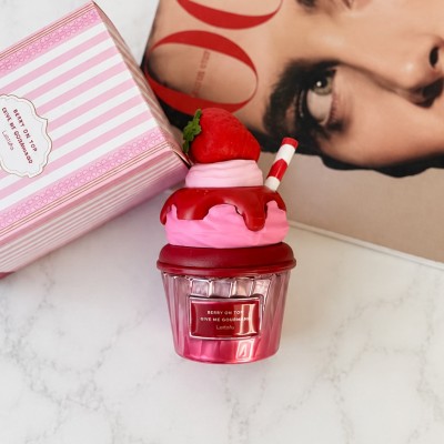 عطر ادکلن مینی لطافه گیو می گورماند مدل بری آن تاپ 50میل  Lattafa Berry on Top