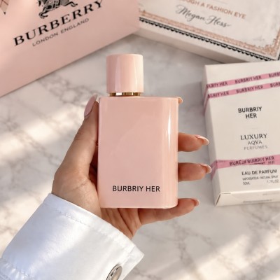 عطر ادکلن بربری هرالکسیـر د پارفوم 50میل ( لاکچـری آکوا )  Burbury ( Luxury Aqua )