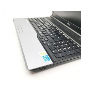 لپتاپ استوک  Fujitsu LifeBook A532