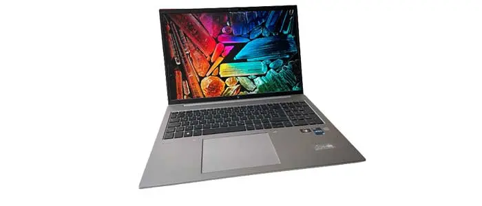 نقد-و-بررسی-لپ-تاپ-HP-ZBook-Firefly-16-G9-هارد