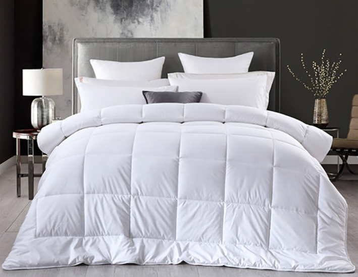 لحاف لایت دونفره سفید ساده تک