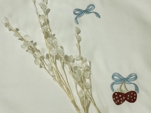 ست و نیم ست کاور لحاف دونفره تمام گلدوزی پینترستی طرح توتفرنگی و پاپیون ترند-رنگبندی