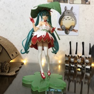 فیگور هاتسونه میکو جعبه دار