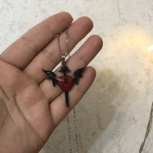 گردنبند گوتیک قلب بالدار