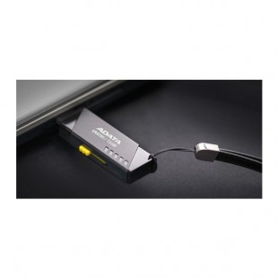 فلش مموری ای دیتا مدل UV230 ظرفیت 32 گیگابایت.jpg