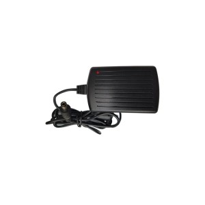 آداپتور 5 ولت 2 آمپر تکنیکس مدل 0526