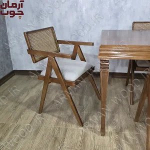 میز ناهارخوری حصیری