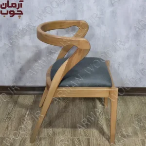 صندلی چوبی فارماتون