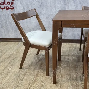 میز غذاخوری 4 نفره چوب راش نوین و دیاموند