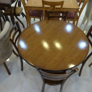 میز 4 نفره گرد با صندلی 3 تیره کف چوب کد 1503