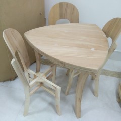 تولید میز 3 نفره صندلی نعل اسبی