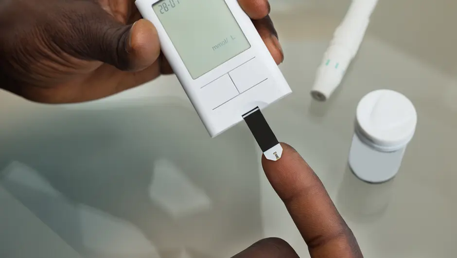 راهنمای  کامل روش استفاده از نوار تست قند خون