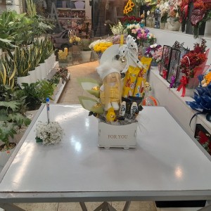 باکس عروسک روسی کلاه سفید