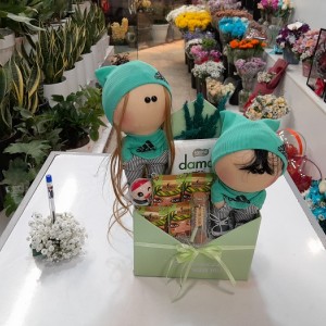 باکس عروسک روسی آدیداس سبز