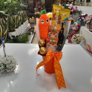 سطل هدیه عروسک هویج نارنجی
