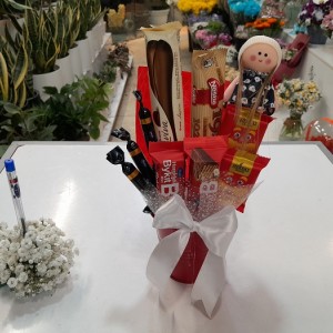 سطل هدیه عروسک روسی پاپیون سفید