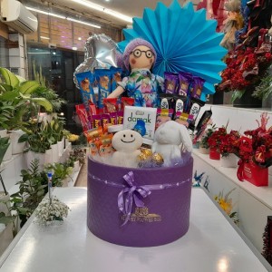 باکس عروسکی استوانه ای عروسک روسی بنفش