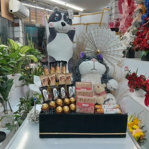 باکس لاکچری عروسک سگ و گربه طوسی