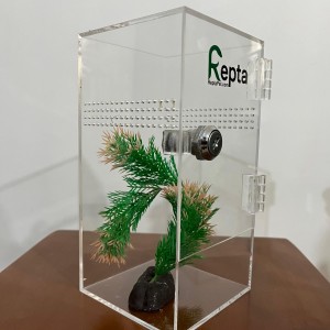 باکس پلکسی قفل دار با ارتفاع 20