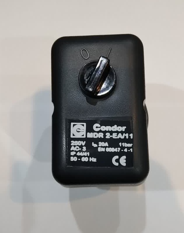 کلید اتوماتیک کمپرسور باد طرح کندور