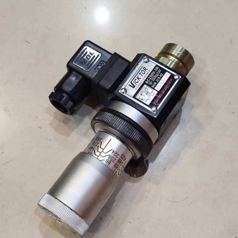 پرشر سویچ  360 بار هیدرولیک ویکتور