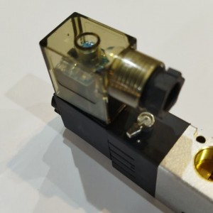 شیر برقی پنوماتیک مدل 4V210-08 مکس