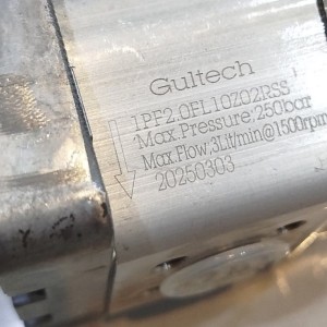 پمپ دنده ای هیدرولیک 3 لیتری راست گرد رزوه ای