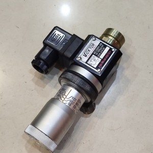 پرشر سویچ  360 بار هیدرولیک ویکتور