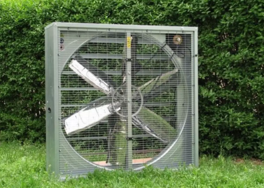 استفاده از هواکش و فن در گلخانه&zwnj;ها