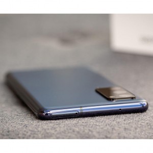 گوشی موبایل سامسونگ مدل Galaxy S20 FE 5G  دو سیم کارت ظرفیت 256 گیگابایت و رم 8 گیگابایت
