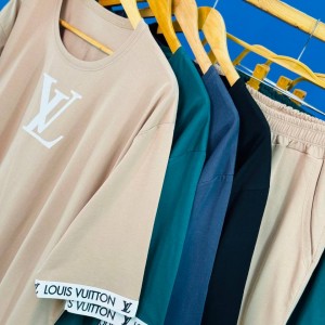 ست تی شرت لانگ و شلوار بگ زنانه - LOUIS VUITTON - کد 02