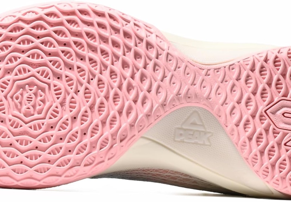 کفش بسکتبال پیک مدل ET44008A