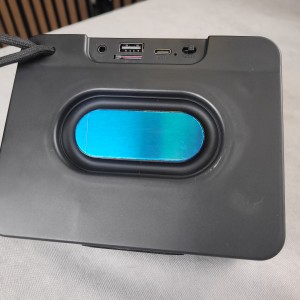 اسپیکر بلوتوث خورشیدی مدل A-775