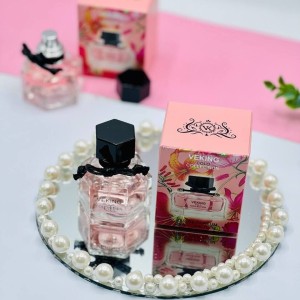 ادکلن گوچی فلورا صورتی