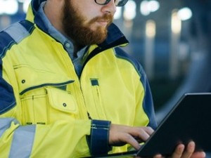 پارچه لباس کار در بیرجند بجنورد نیشابور