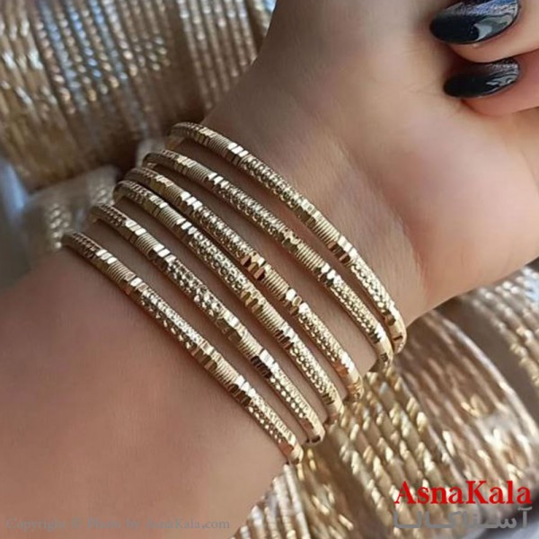 النگو طلاروس زنانه خارجی برند NG طلایی مدل نقطه ای و خطی با کارت گارانتی کد DSB18456w