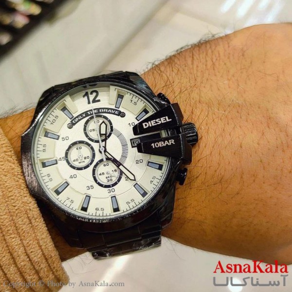 ساعت مچی عقربه ای مردانه دیزل شاخدار با 3موتورفعال و ضدآب و روزشمار کد WTCH11167W