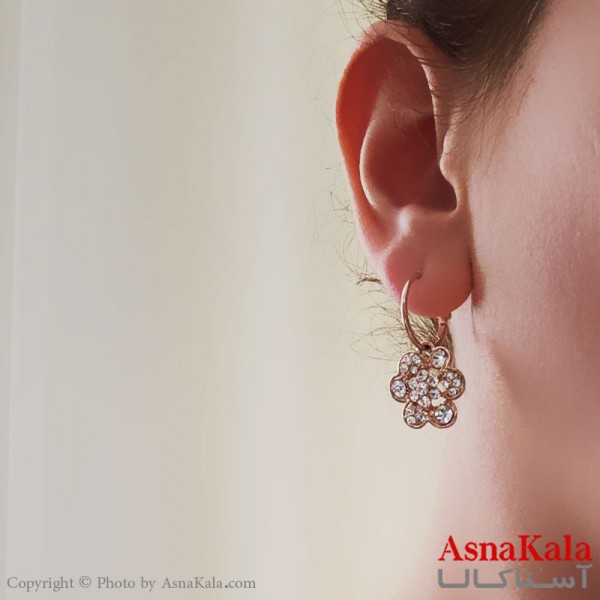 گوشواره مجلسی جواهری مدل گل شیک استیل کد GSH15543W