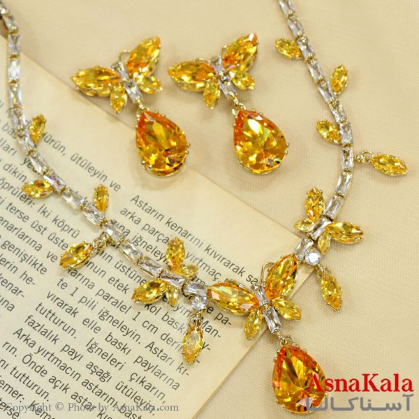 سرویس جواهری زنانه طرح مجلسی مدل اشکی جدید نگین  نباتی کد NIM14505W