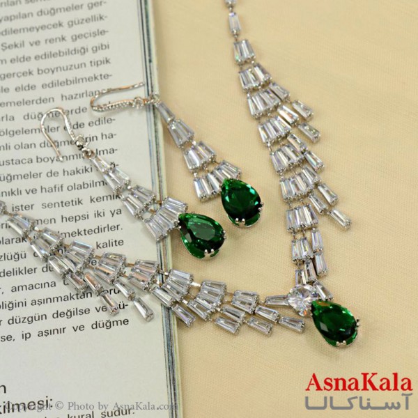 سرویس جواهری زنانه طرح مجلسی مدل دایره جدید اشکی خاص سبز کد NIM14509W