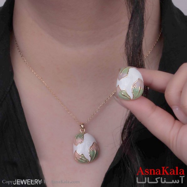 نیم ست زنانه شامل گردنبند و گوشواره استیل 316 مدل بیضی  طرح سنگ رنگ طلایی کد NIM14521W