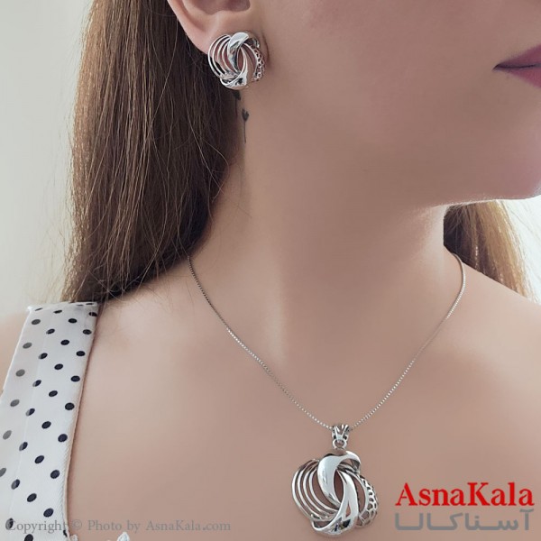 نیم ست زنانه ژوپینگ مدل مدرن شامل گوشواره و گردنبند طرح طلا کد NIM14553W