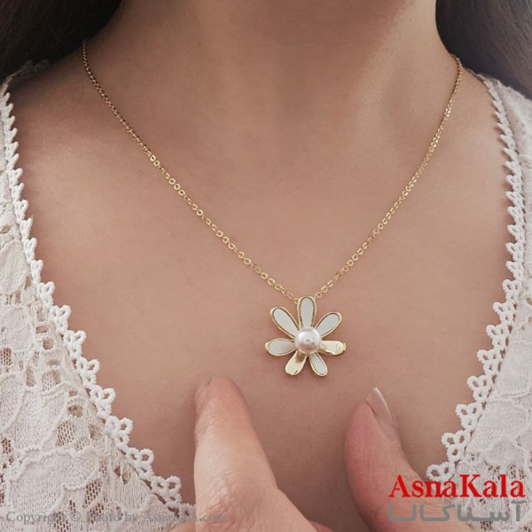 گردنبند کره ای زنانه استیل 316 مدل گل صدفی طلایی کد GNB16789W