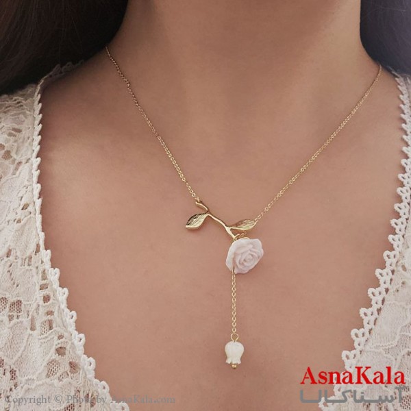 گردنبند کره ای زنانه استیل 316 مدل گل آویزدار صدفی طلایی کد GNB16791W