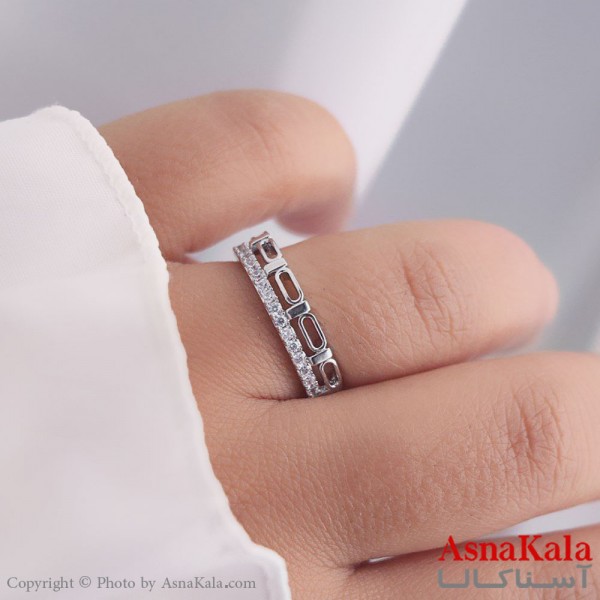 انگشتر زنانه استیل مدل زنجیره ای نقره ای کد ANG19510W