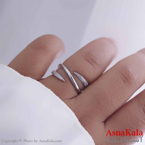 انگشتر زنانه استیل مدل نیزه ای نگین نقره ای کد ANG19534W