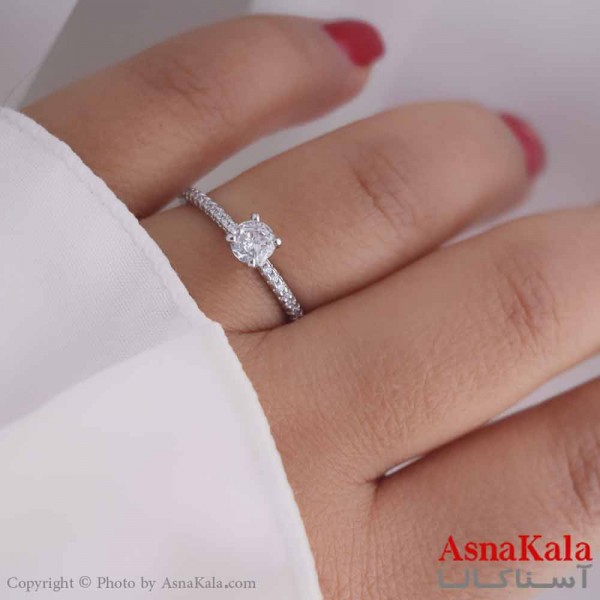 انگشتر زنانه استیل مدل تک نگین نقره ای کد ANG19546W