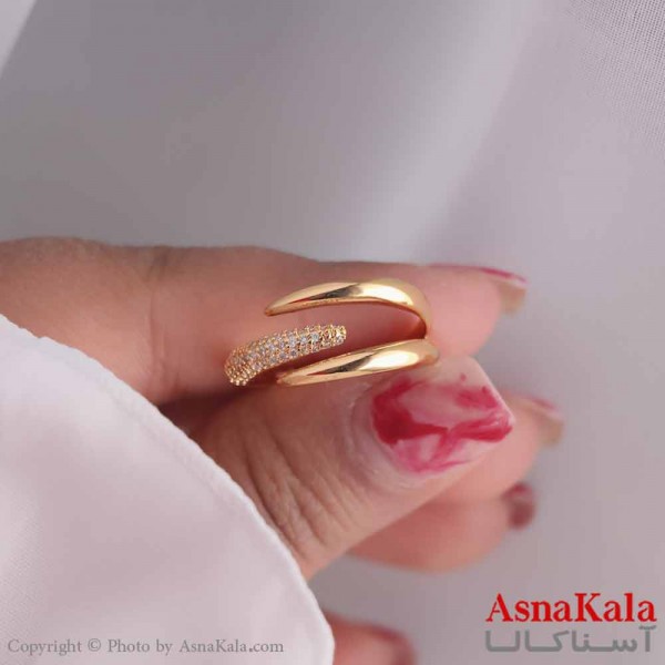 انگشتر زنانه استیل مدل نیزه ای نگین طلایی کد ANG19577W