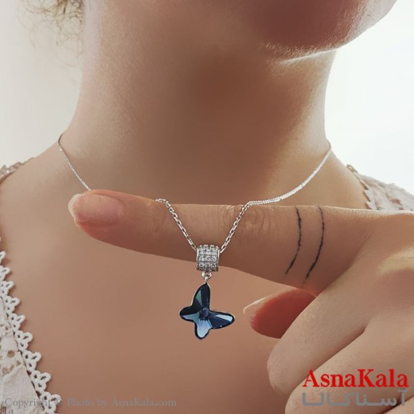 گردنبند زنانه سواروسکی مدل پروانه آبی با کارت گارانتی و جعبه سواروفسکی کد GNB16873W